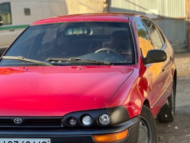 Червоний Тойота Королла, об'ємом двигуна 1.3 л та пробігом 180 тис. км за 1600 $, фото 2 на Automoto.ua