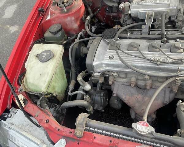 Красный Тойота Королла, объемом двигателя 1.3 л и пробегом 430 тыс. км за 1900 $, фото 8 на Automoto.ua