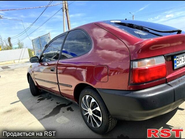 Червоний Тойота Королла, об'ємом двигуна 1.3 л та пробігом 340 тис. км за 2500 $, фото 1 на Automoto.ua