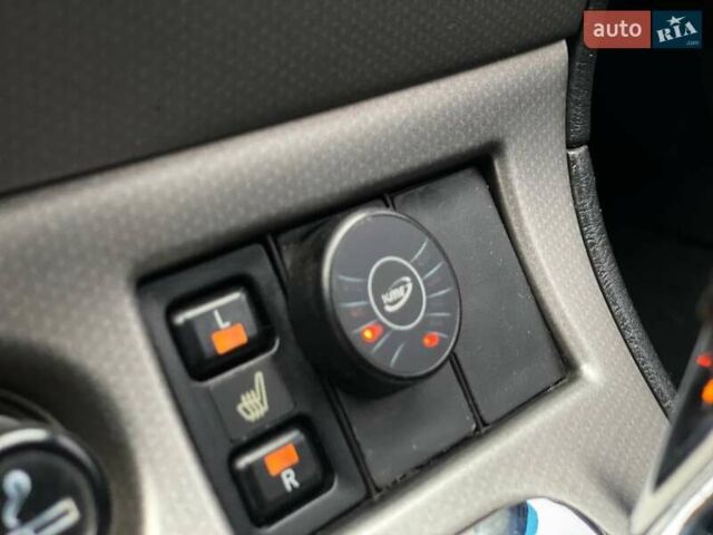 Червоний Тойота Королла, об'ємом двигуна 1.6 л та пробігом 302 тис. км за 6490 $, фото 38 на Automoto.ua