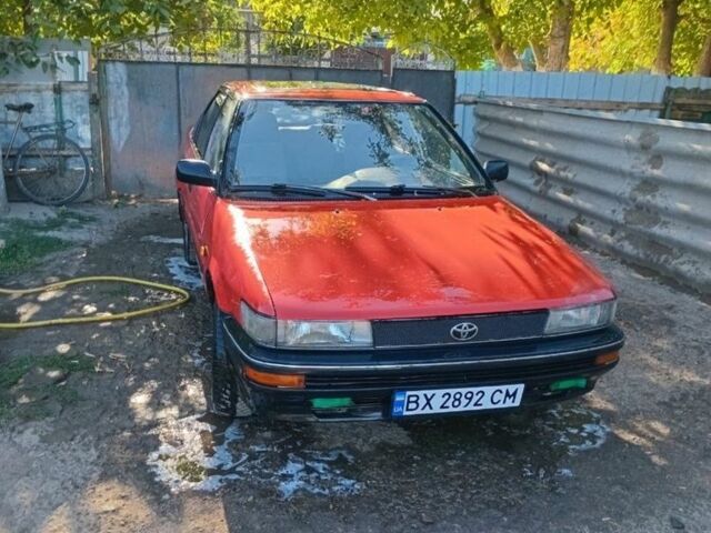 Червоний Тойота Королла, об'ємом двигуна 1.6 л та пробігом 3 тис. км за 595 $, фото 1 на Automoto.ua