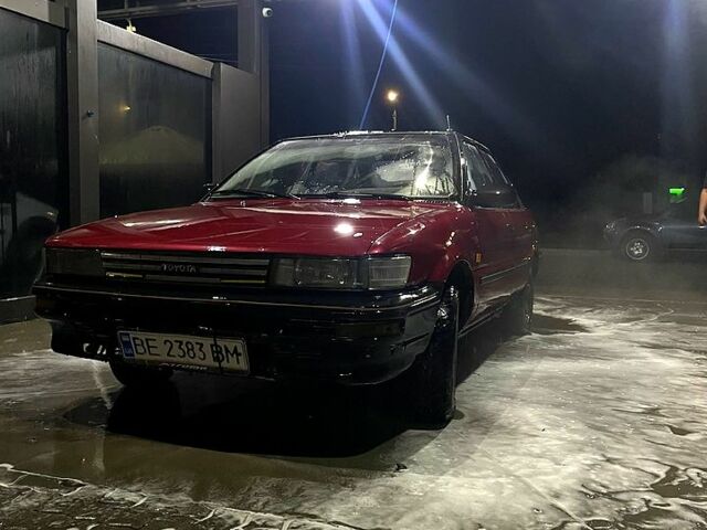 Червоний Тойота Королла, об'ємом двигуна 1.3 л та пробігом 0 тис. км за 450 $, фото 1 на Automoto.ua