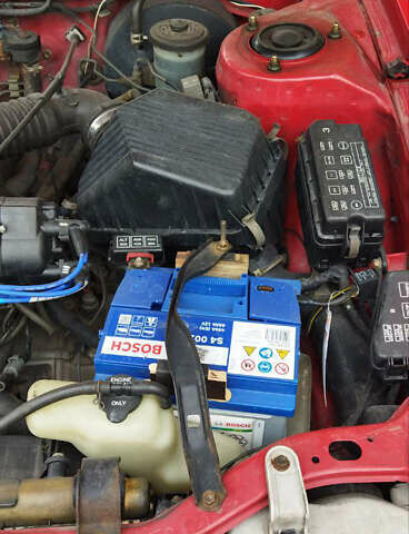 Красный Тойота Королла, объемом двигателя 1.32 л и пробегом 345 тыс. км за 1800 $, фото 7 на Automoto.ua