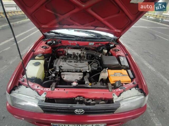 Красный Тойота Королла, объемом двигателя 1.4 л и пробегом 422 тыс. км за 2200 $, фото 6 на Automoto.ua