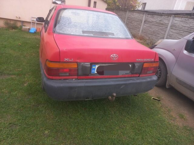 Красный Тойота Королла, объемом двигателя 1.3 л и пробегом 496 тыс. км за 1600 $, фото 7 на Automoto.ua