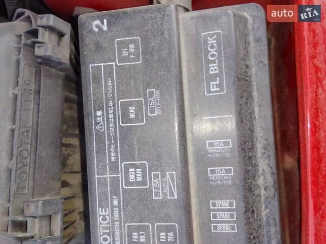 Червоний Тойота Королла, об'ємом двигуна 1.33 л та пробігом 335 тис. км за 2000 $, фото 14 на Automoto.ua