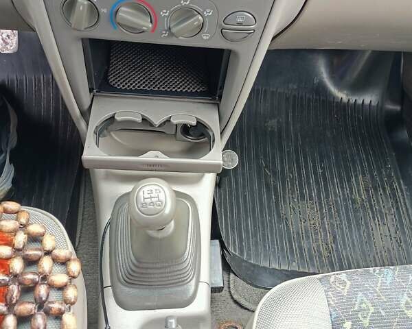 Червоний Тойота Королла, об'ємом двигуна 1.4 л та пробігом 270 тис. км за 1300 $, фото 34 на Automoto.ua