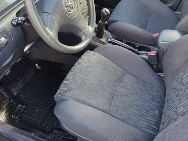 Красный Тойота Королла, объемом двигателя 1.6 л и пробегом 130 тыс. км за 4700 $, фото 10 на Automoto.ua