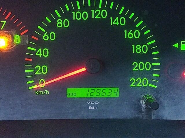 Красный Тойота Королла, объемом двигателя 1.6 л и пробегом 130 тыс. км за 4700 $, фото 21 на Automoto.ua