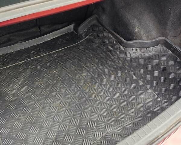 Красный Тойота Королла, объемом двигателя 1.6 л и пробегом 130 тыс. км за 4700 $, фото 22 на Automoto.ua