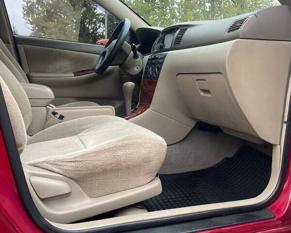 Червоний Тойота Королла, об'ємом двигуна 1.79 л та пробігом 250 тис. км за 5100 $, фото 11 на Automoto.ua