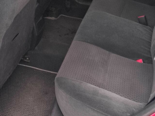 Червоний Тойота Королла, об'ємом двигуна 1.8 л та пробігом 213 тис. км за 4500 $, фото 2 на Automoto.ua