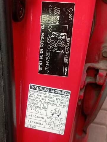 Красный Тойота Королла, объемом двигателя 1.6 л и пробегом 227 тыс. км за 5000 $, фото 10 на Automoto.ua