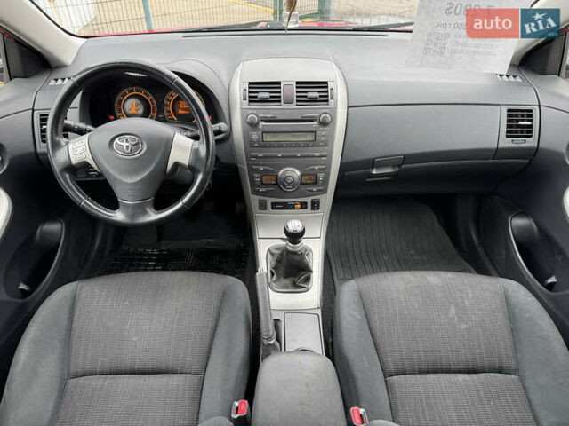 Красный Тойота Королла, объемом двигателя 1.6 л и пробегом 200 тыс. км за 7290 $, фото 24 на Automoto.ua