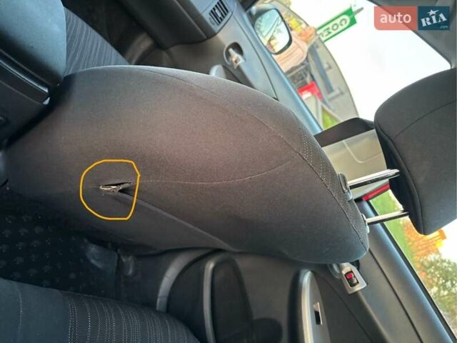 Красный Тойота Королла, объемом двигателя 1.6 л и пробегом 228 тыс. км за 6900 $, фото 13 на Automoto.ua