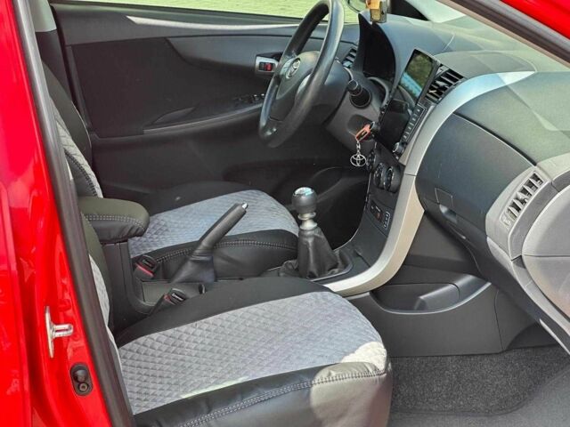 Красный Тойота Королла, объемом двигателя 1.3 л и пробегом 162 тыс. км за 6790 $, фото 20 на Automoto.ua