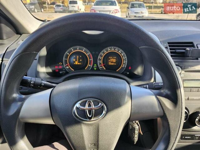 Красный Тойота Королла, объемом двигателя 0 л и пробегом 124 тыс. км за 6500 $, фото 1 на Automoto.ua