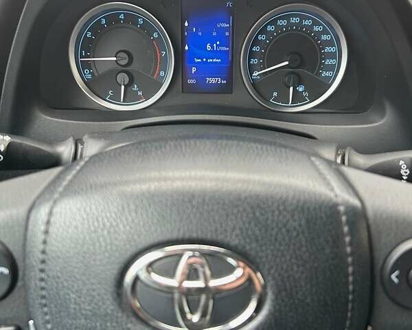 Красный Тойота Королла, объемом двигателя 1.6 л и пробегом 76 тыс. км за 15400 $, фото 6 на Automoto.ua