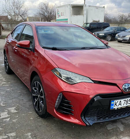 Красный Тойота Королла, объемом двигателя 1.8 л и пробегом 150 тыс. км за 13999 $, фото 2 на Automoto.ua