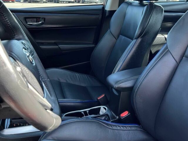 Тойота Королла 2018 в Житомире на Automoto.ua Красный Тойота Королла, объемом двигателя 1.8 л и пробегом 36 тыс. км за 4000 $, фото 9 на Automoto.ua