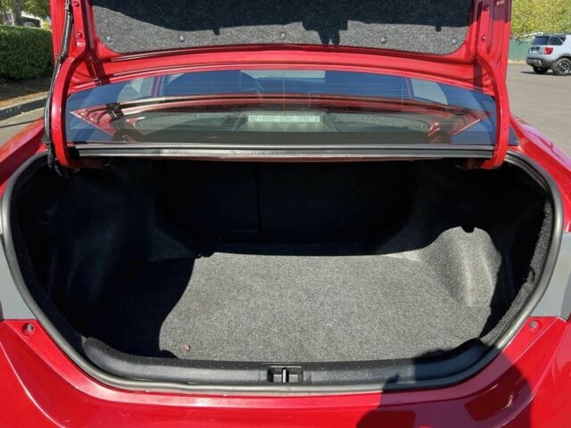 Тойота Королла 2018 в Житомире на Automoto.ua Красный Тойота Королла, объемом двигателя 1.8 л и пробегом 36 тыс. км за 4000 $, фото 6 на Automoto.ua