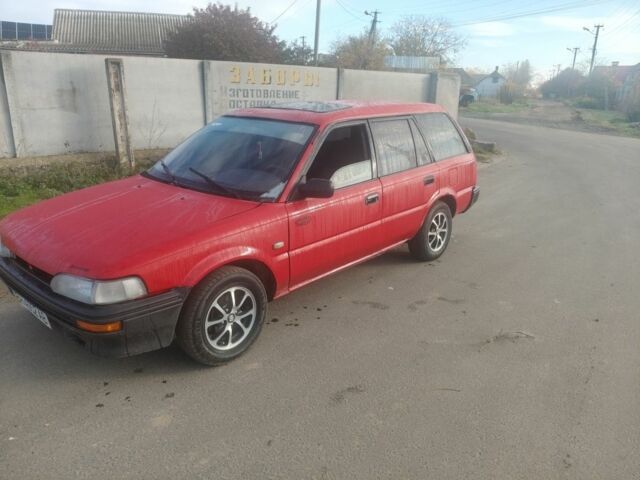 Красный Тойота Королла, объемом двигателя 2 л и пробегом 2 тыс. км за 1250 $, фото 2 на Automoto.ua