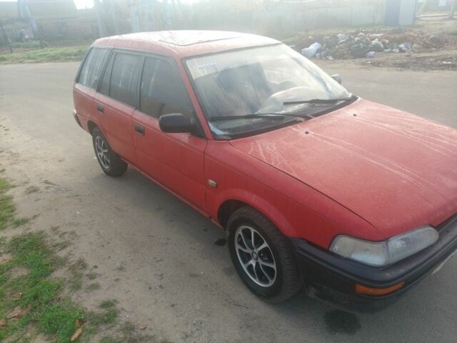 Красный Тойота Королла, объемом двигателя 2 л и пробегом 2 тыс. км за 1250 $, фото 1 на Automoto.ua