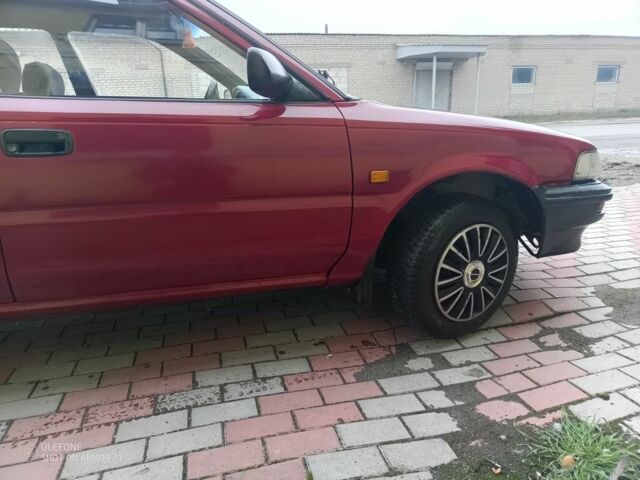 Красный Тойота Королла, объемом двигателя 1.8 л и пробегом 480 тыс. км за 1300 $, фото 3 на Automoto.ua