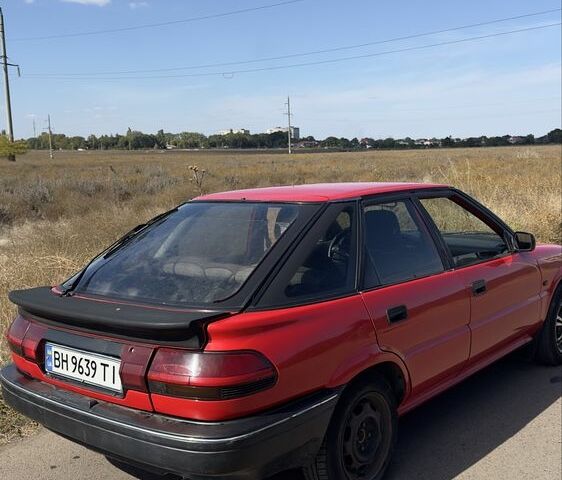 Красный Тойота Королла, объемом двигателя 1.3 л и пробегом 3 тыс. км за 1300 $, фото 2 на Automoto.ua