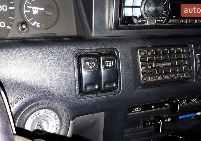 Червоний Тойота Королла, об'ємом двигуна 1.3 л та пробігом 374 тис. км за 2350 $, фото 20 на Automoto.ua