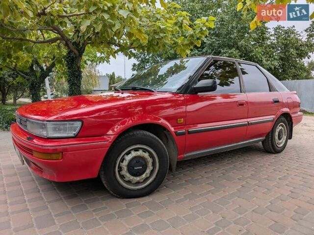 Червоний Тойота Королла, об'ємом двигуна 1.3 л та пробігом 374 тис. км за 2350 $, фото 5 на Automoto.ua