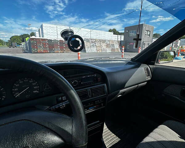 Красный Тойота Королла, объемом двигателя 1.3 л и пробегом 229 тыс. км за 2350 $, фото 7 на Automoto.ua