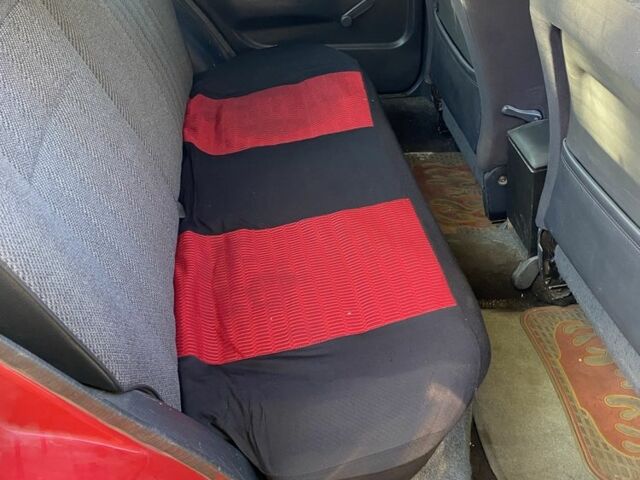 Красный Тойота Королла, объемом двигателя 1.3 л и пробегом 200 тыс. км за 1300 $, фото 7 на Automoto.ua