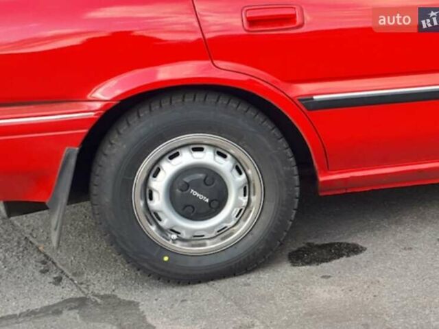 Червоний Тойота Королла, об'ємом двигуна 1.3 л та пробігом 374 тис. км за 2350 $, фото 8 на Automoto.ua
