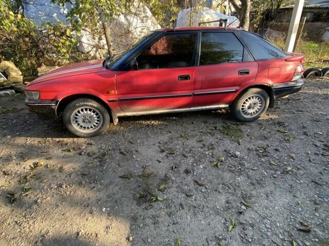 Красный Тойота Королла, объемом двигателя 1.3 л и пробегом 200 тыс. км за 1300 $, фото 2 на Automoto.ua