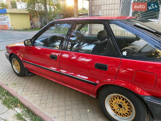 Красный Тойота Королла, объемом двигателя 1.3 л и пробегом 229 тыс. км за 2350 $, фото 9 на Automoto.ua