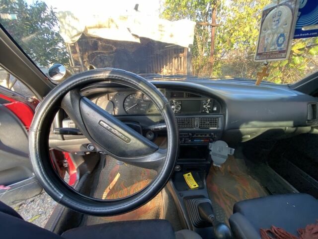 Красный Тойота Королла, объемом двигателя 1.3 л и пробегом 200 тыс. км за 1300 $, фото 10 на Automoto.ua