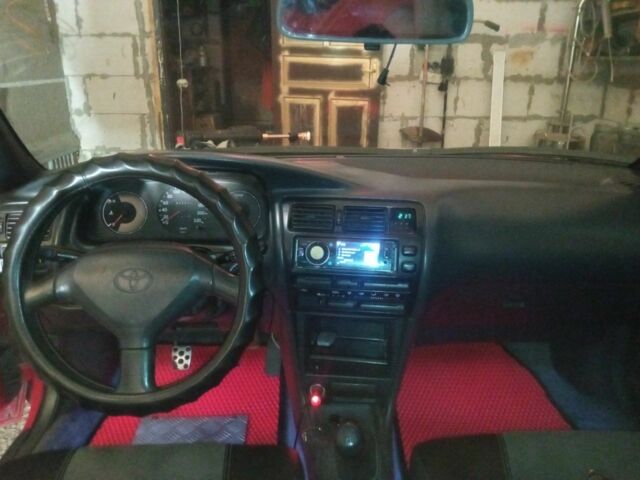 Красный Тойота Королла, объемом двигателя 1.4 л и пробегом 423 тыс. км за 2299 $, фото 10 на Automoto.ua