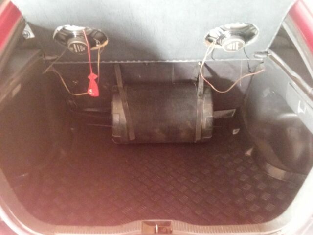 Красный Тойота Королла, объемом двигателя 1.4 л и пробегом 423 тыс. км за 2299 $, фото 16 на Automoto.ua