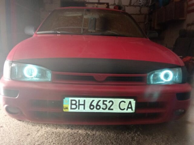 Червоний Тойота Королла, об'ємом двигуна 1.4 л та пробігом 423 тис. км за 2300 $, фото 2 на Automoto.ua