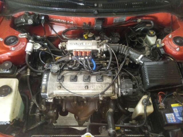 Красный Тойота Королла, объемом двигателя 1.4 л и пробегом 423 тыс. км за 2299 $, фото 18 на Automoto.ua