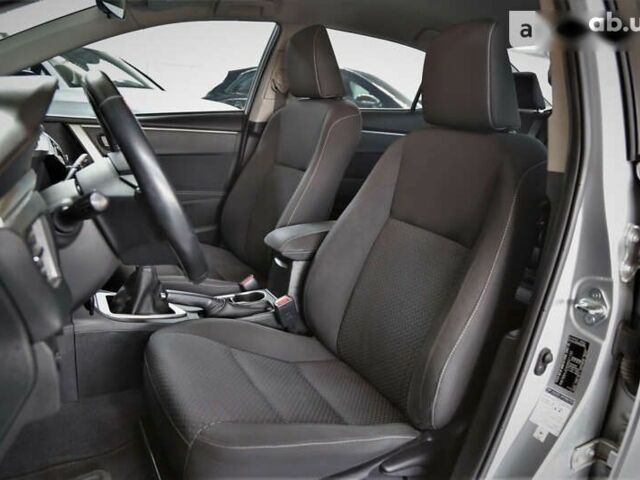 Тойота Королла, объемом двигателя 0 л и пробегом 132 тыс. км за 12900 $, фото 8 на Automoto.ua