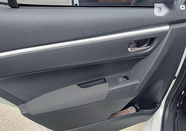 Тойота Королла, объемом двигателя 0 л и пробегом 67 тыс. км за 14999 $, фото 10 на Automoto.ua