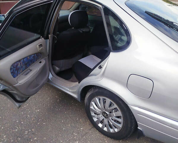 Тойота Королла, объемом двигателя 1.6 л и пробегом 250 тыс. км за 3000 $, фото 6 на Automoto.ua