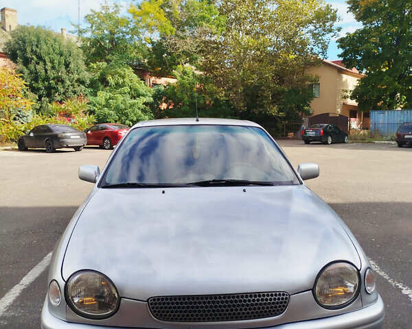 Тойота Королла, объемом двигателя 1.6 л и пробегом 250 тыс. км за 3000 $, фото 1 на Automoto.ua