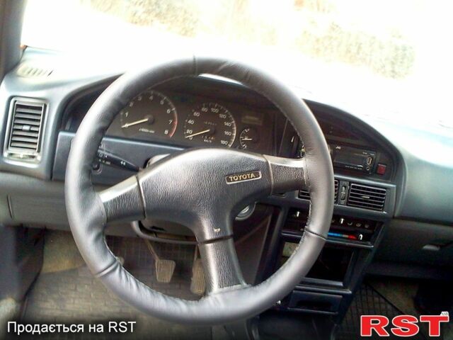 Тойота Королла, об'ємом двигуна 1.3 л та пробігом 267 тис. км за 1500 $, фото 1 на Automoto.ua