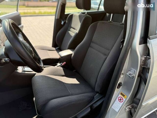 Тойота Королла, объемом двигателя 1.6 л и пробегом 247 тыс. км за 5500 $, фото 13 на Automoto.ua