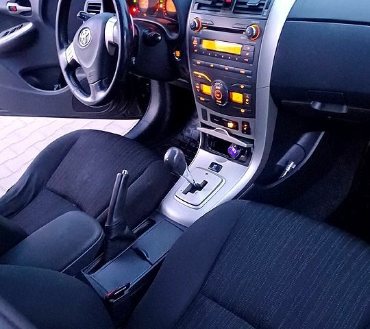 Тойота Королла, об'ємом двигуна 1.6 л та пробігом 180 тис. км за 5900 $, фото 4 на Automoto.ua