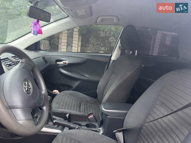 Тойота Королла, объемом двигателя 1.6 л и пробегом 280 тыс. км за 5500 $, фото 6 на Automoto.ua