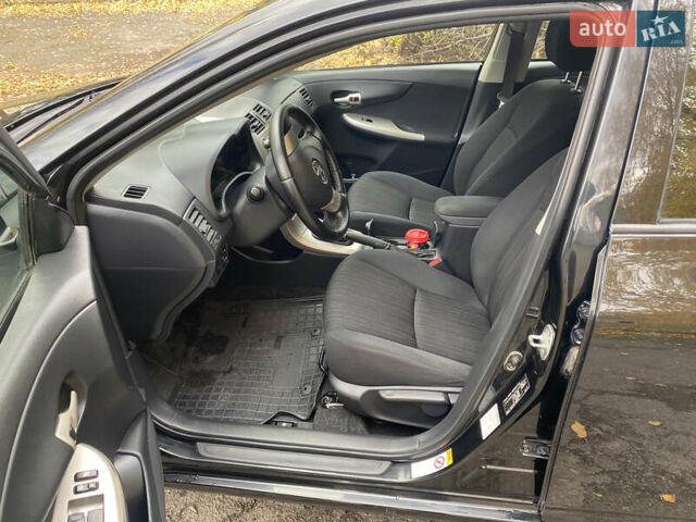 Тойота Королла, объемом двигателя 1.6 л и пробегом 220 тыс. км за 7600 $, фото 4 на Automoto.ua